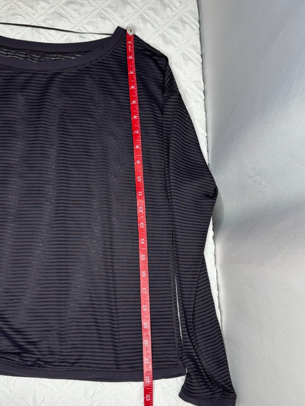 Lululemon Lean In Burnout Stripe Purple Top Large* Gym Workout Athleisure Casual - Picture 3 of 5